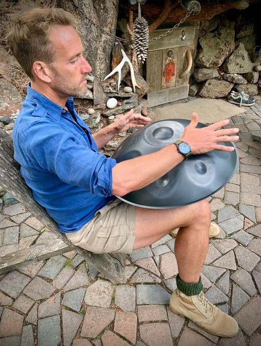 Watch Ben Fogle: New Lives in the Wild - Oregon